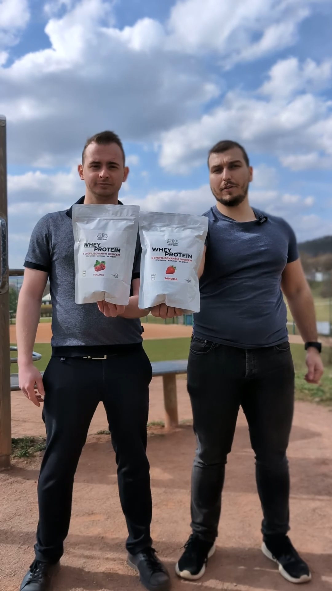 Zakladatelé AngryGains